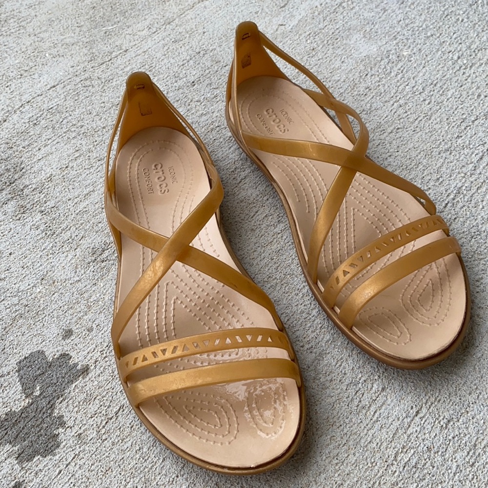Croc sandals - geometric gold